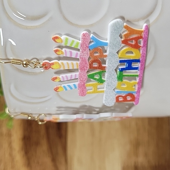 Happy Birthday Earrings - Picture 5 of 6